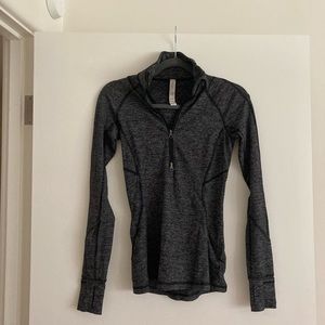 Black/charcoal Lululemon half zip top